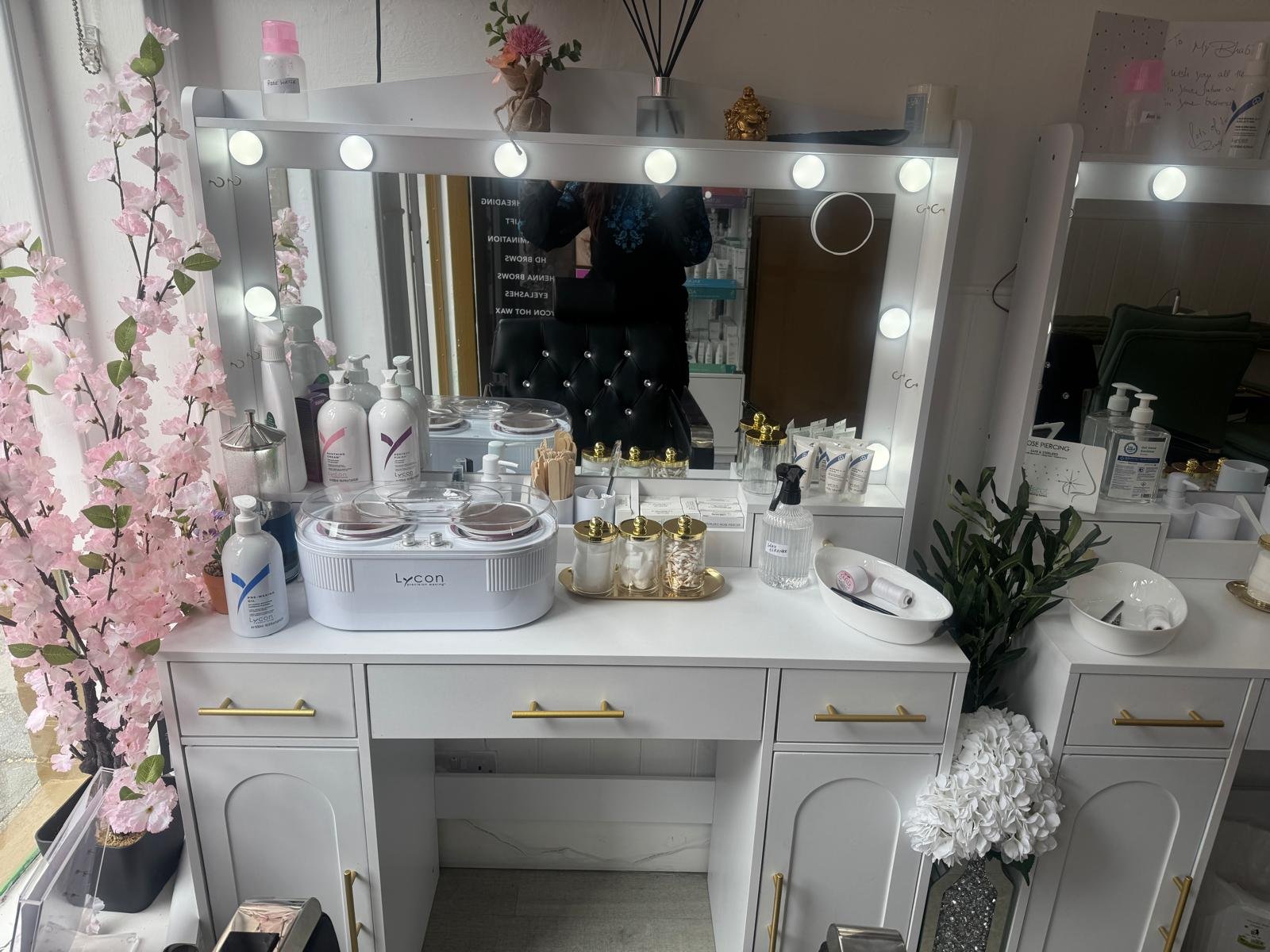 Beauty workstation at MJ Beauty & Brows in Wantage
